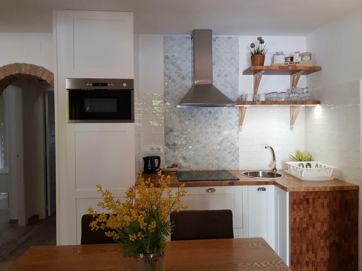 Apartamento Mr Racona. 41 Apartment Дения Екстериор снимка
